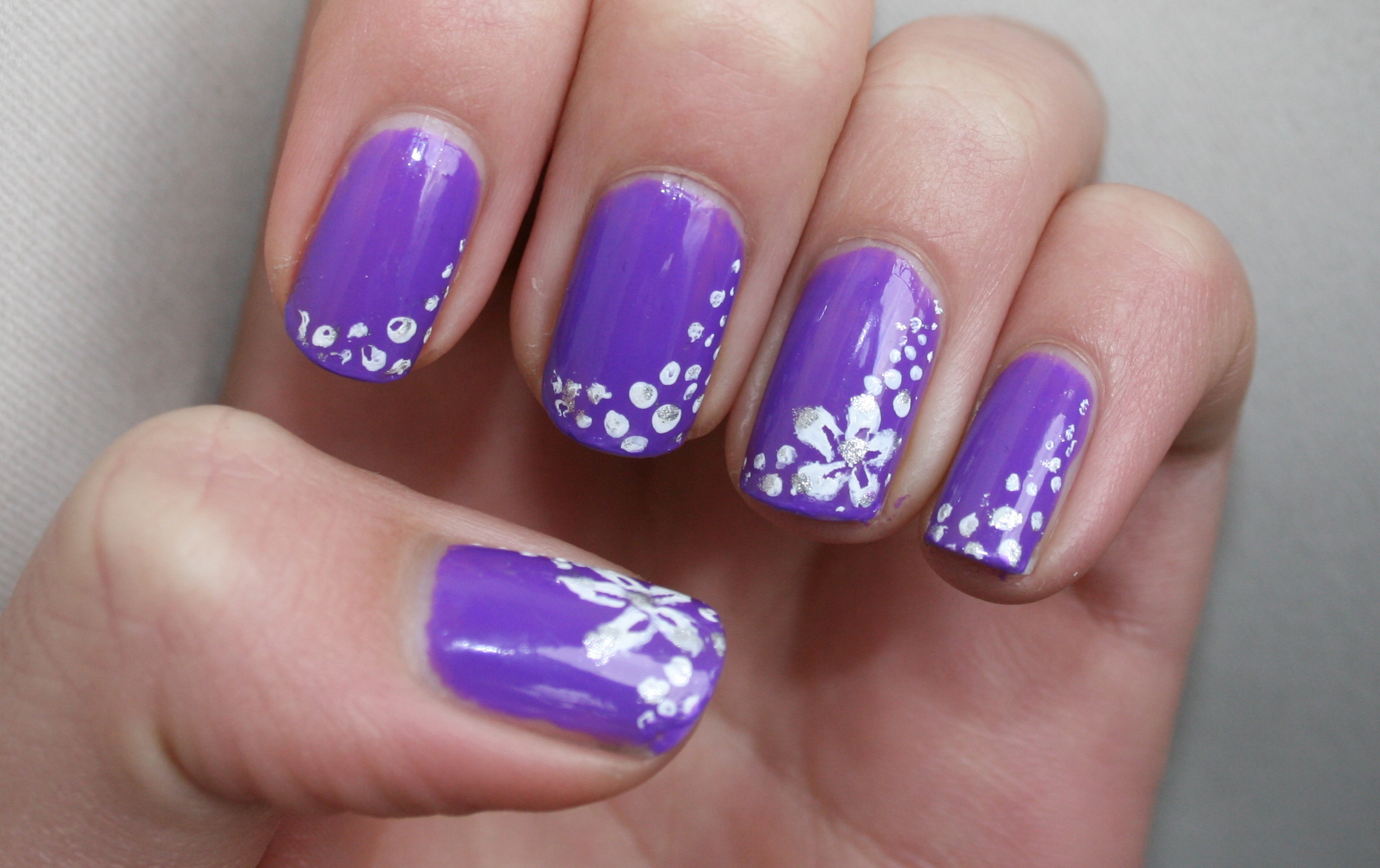 Purple flower nail art | BlackbirdNails